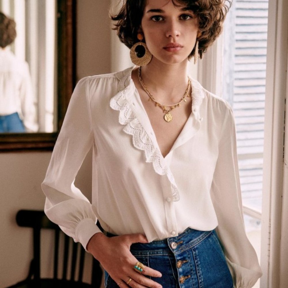 NWT Chloe Shirt in Ecru, size 34